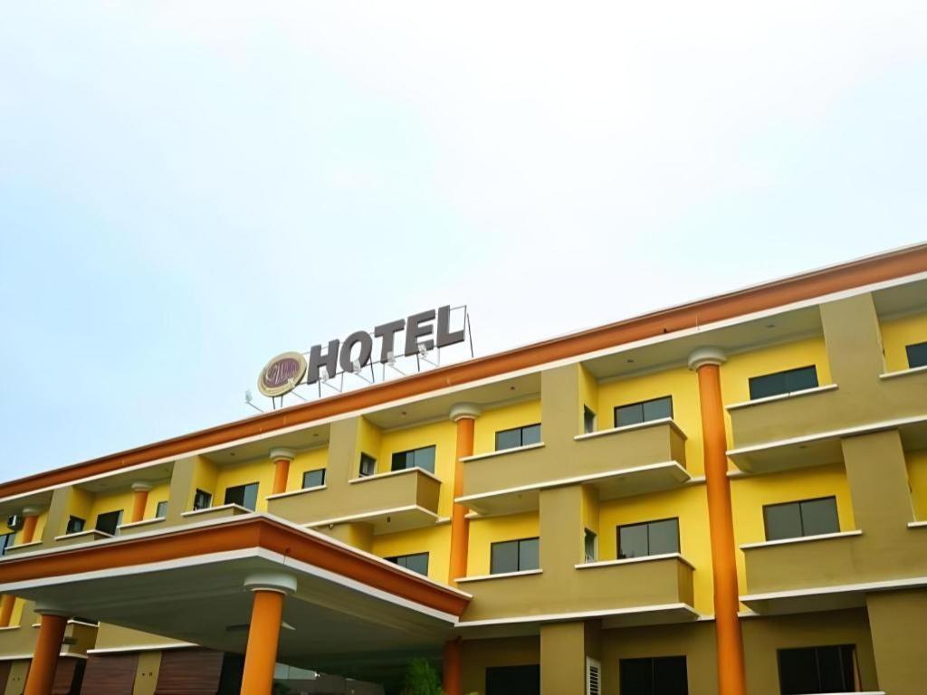 City Times Hotel Kuantan Exteriör bild